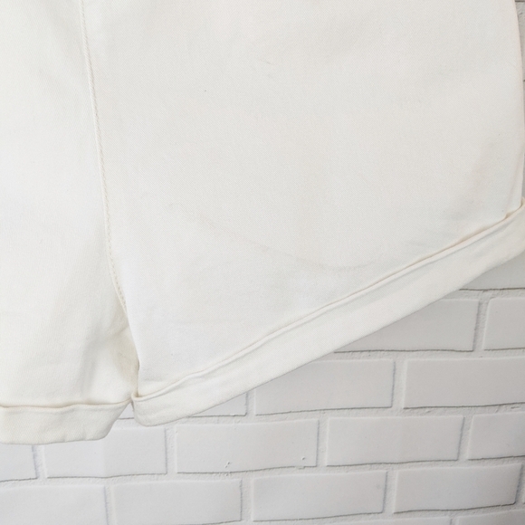 Forever 21 White Jean Shorts Women's 31 - Picture 6 of 6